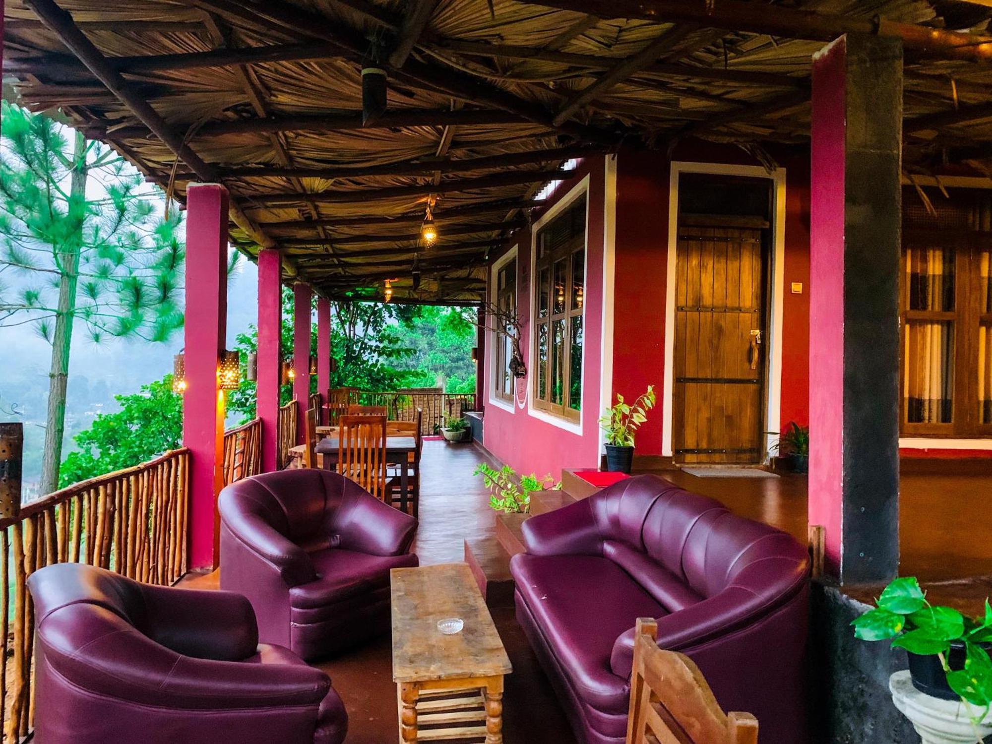 Turn View Resort Ела Екстериор снимка