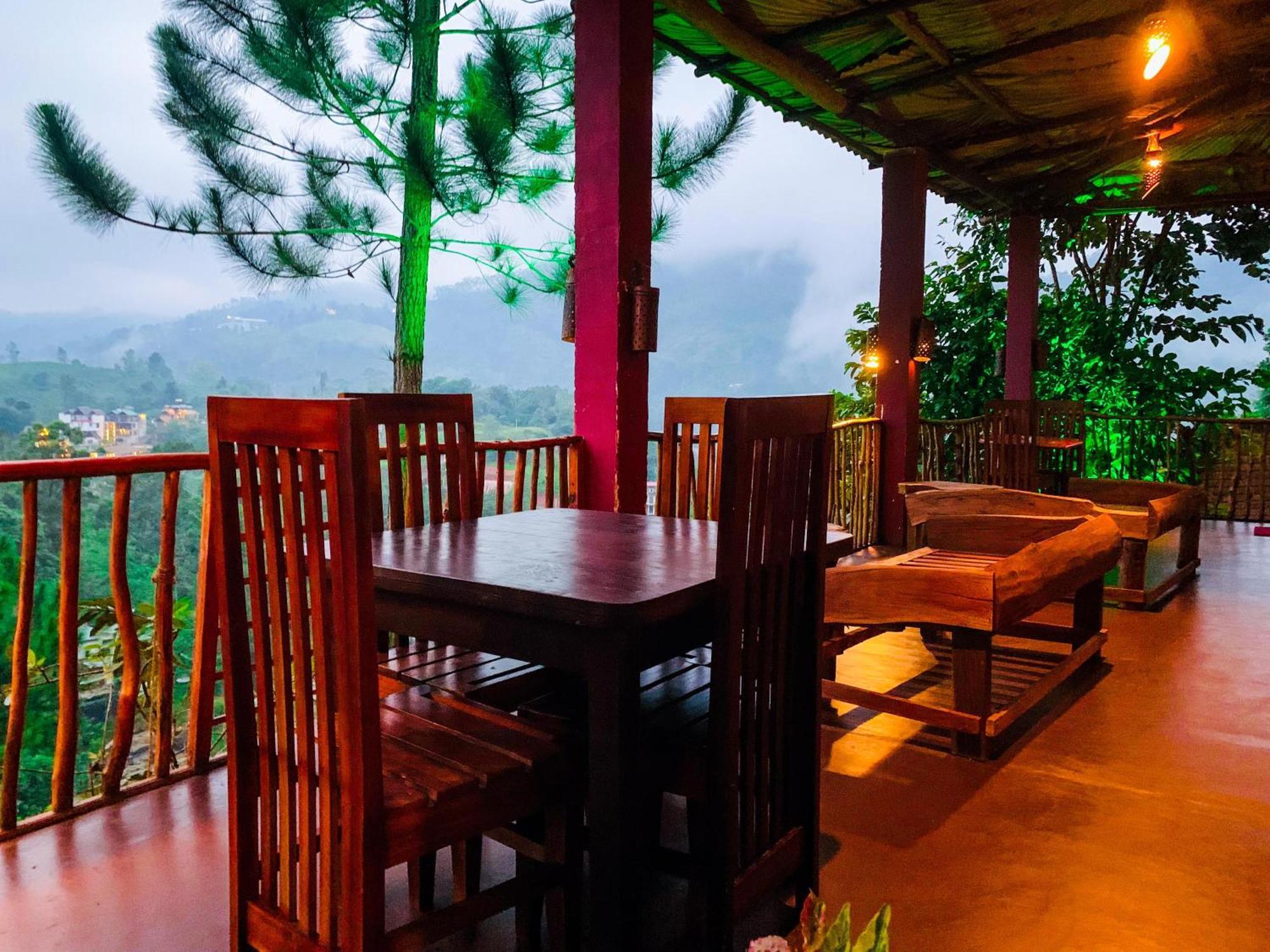 Turn View Resort Ела Екстериор снимка