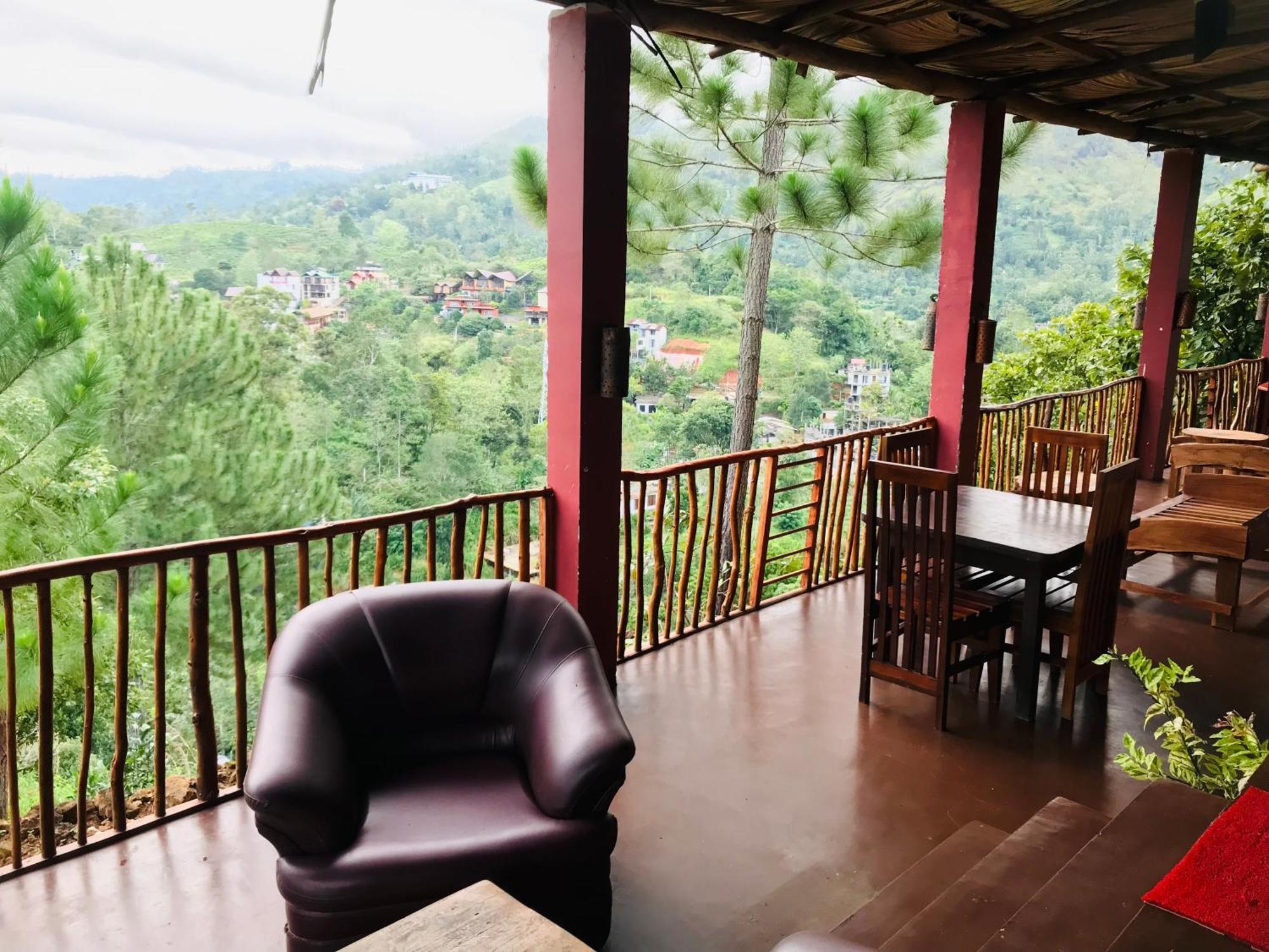 Turn View Resort Ела Екстериор снимка