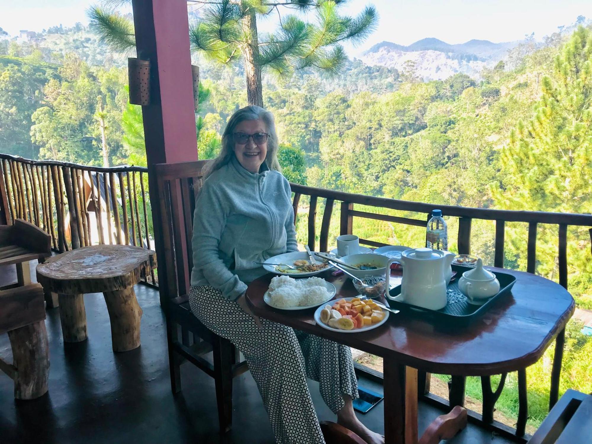Turn View Resort Ела Екстериор снимка