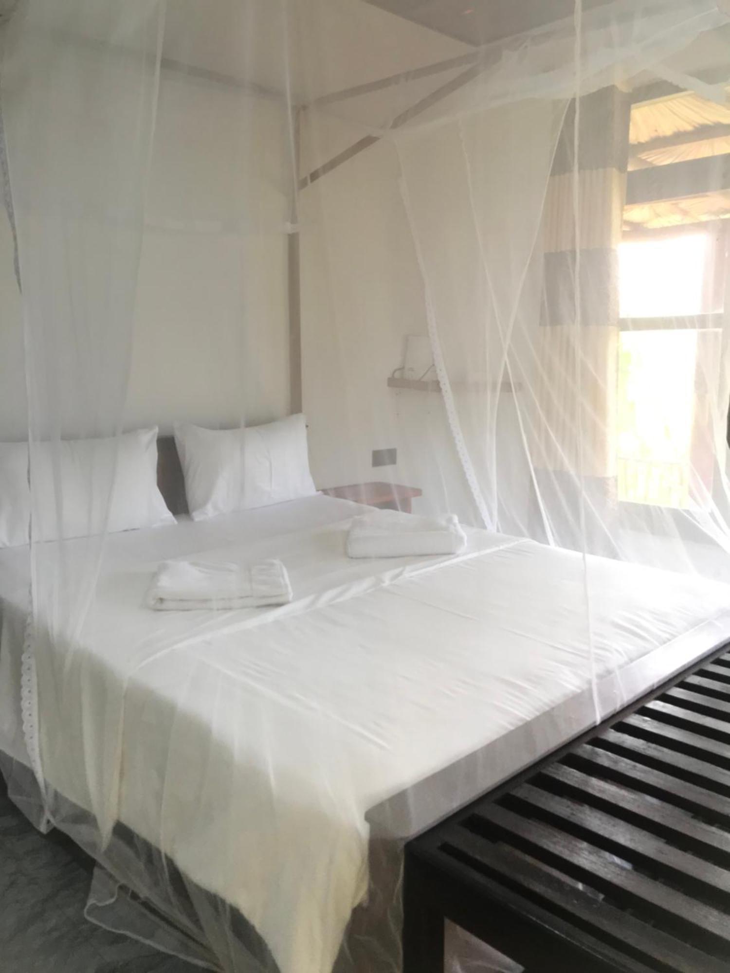 Turn View Resort Ела Екстериор снимка